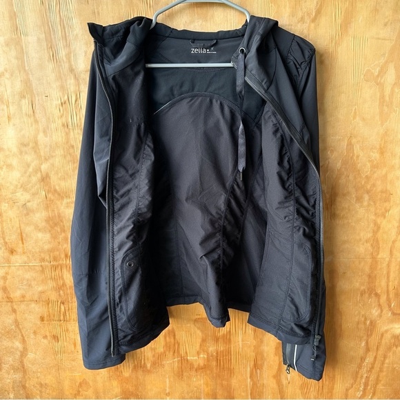 Zella Full Zip Black Reflective Hooded Activewear Sweatshirt Jacket - Picture 5 of 11